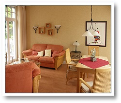 Wohnung 4 mit gemtlicher Sitzecke