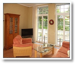 Wohnung 4 Wohnraum mit TV und DVD